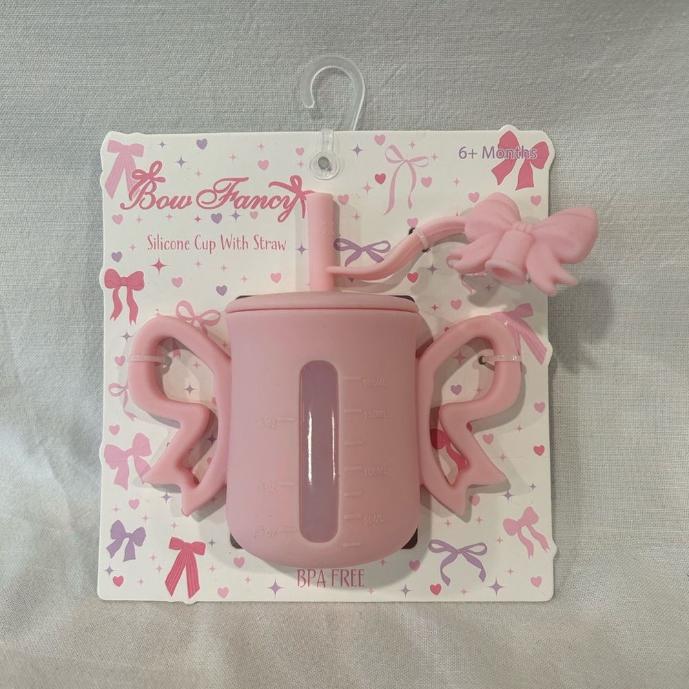 Bow Fancy Pink Silicone Straw Cup